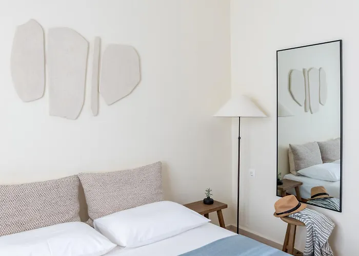 Yalee Grandpa's House * Λουτράκι