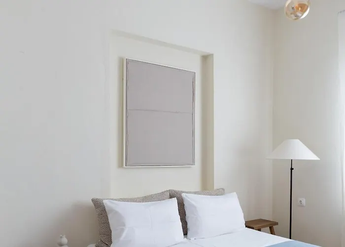 Yalee Grandpa's House * Λουτράκι