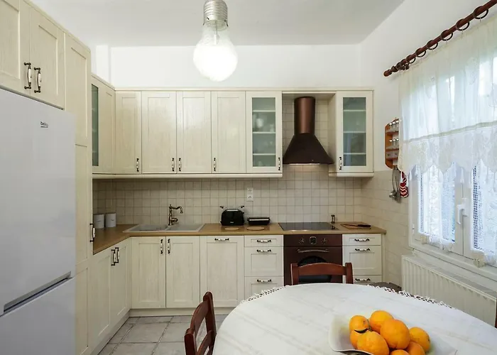 Yalee Grandpa's House